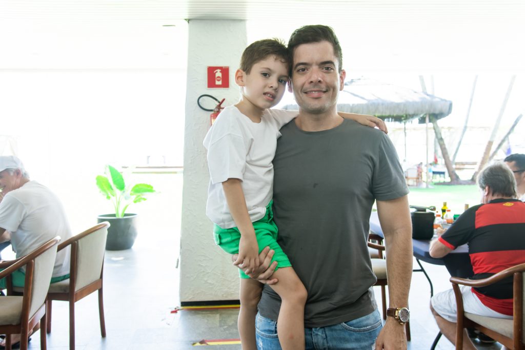 Daniel E Diego Pinheiro