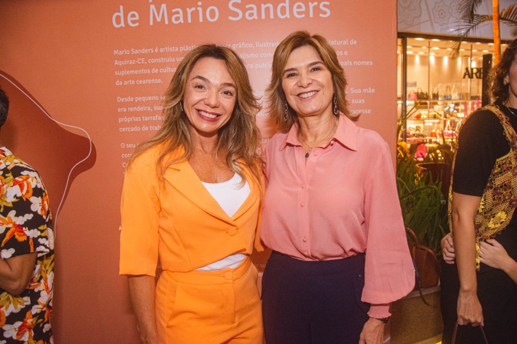 Danielle Coimbra E Maria Clara Bulgari