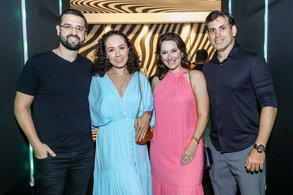 Eduardo E Ingrid Baiman, Manoela E Julien Jauneau (2)