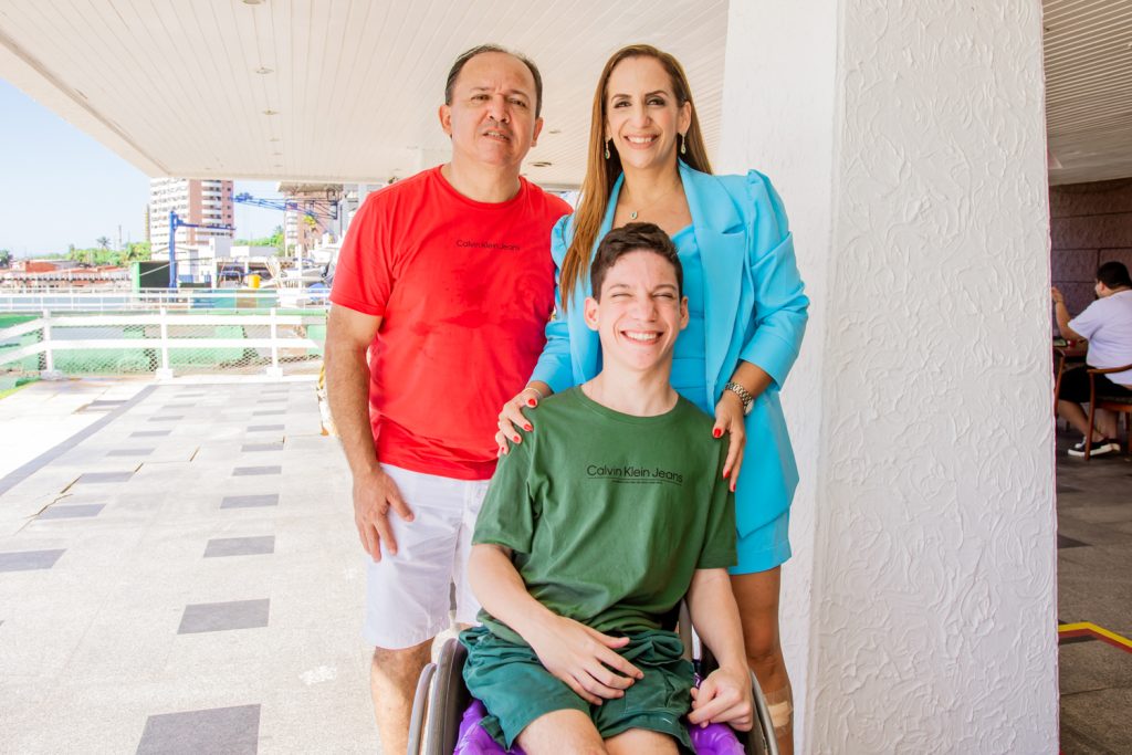 Kamila Cardoso, Kaio Cardoso E Clécio Ribeiro