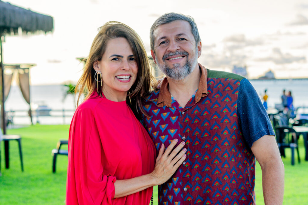 Luciana Sousa E Élcio Batista (2)