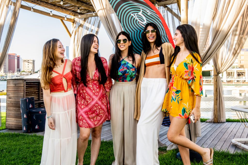 Maria Carolina Marinho, Izadora Barbosa, Laila Ponte, Lorena Matos E Maria Fernanda Marinho (5)