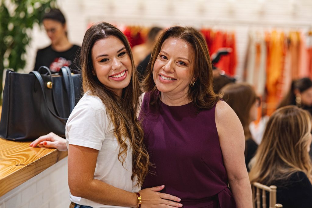 Maria Eduarda E Ana Zelia Gadelha