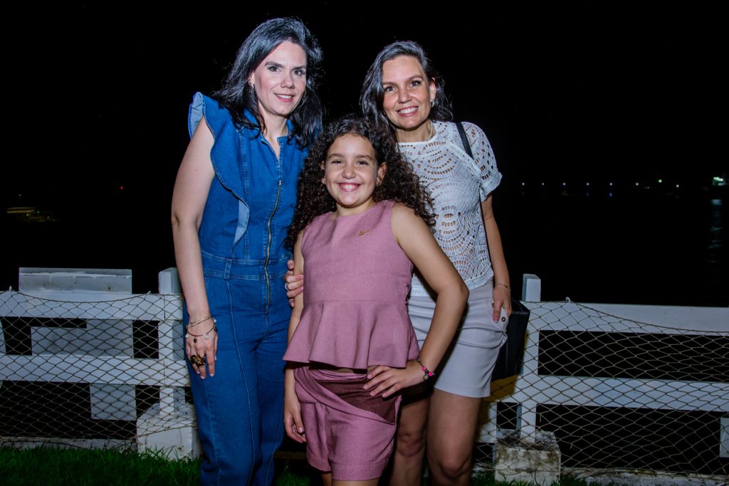 Marina Távora, Marcela Carvalho E Manoela Paim