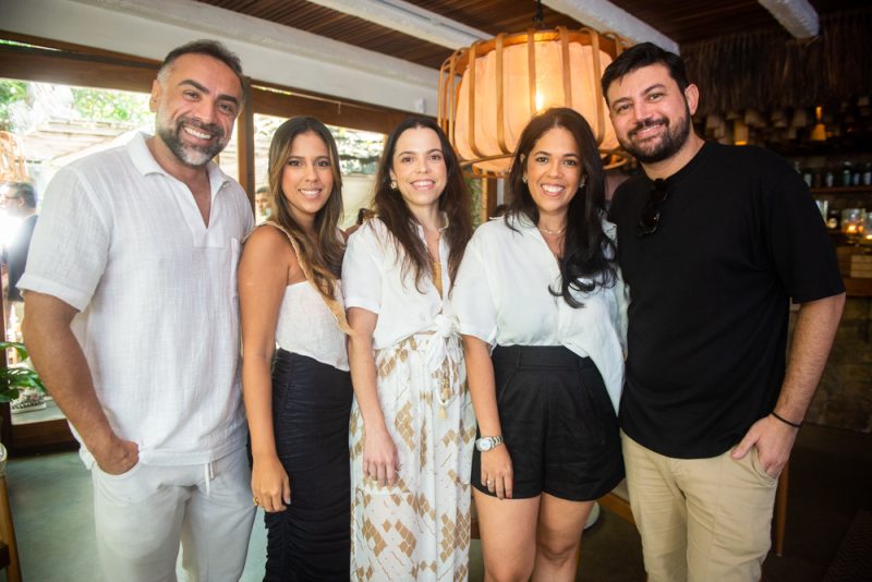 Águas de Março - Água de Coco arma evento especial alusivo ao Dia das Mães