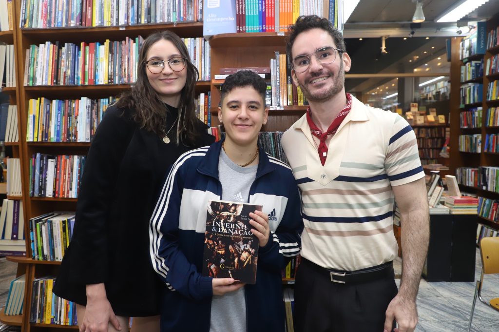 Vitoria Rubim E Julia Schettini E Aaron Salles Torres 3450