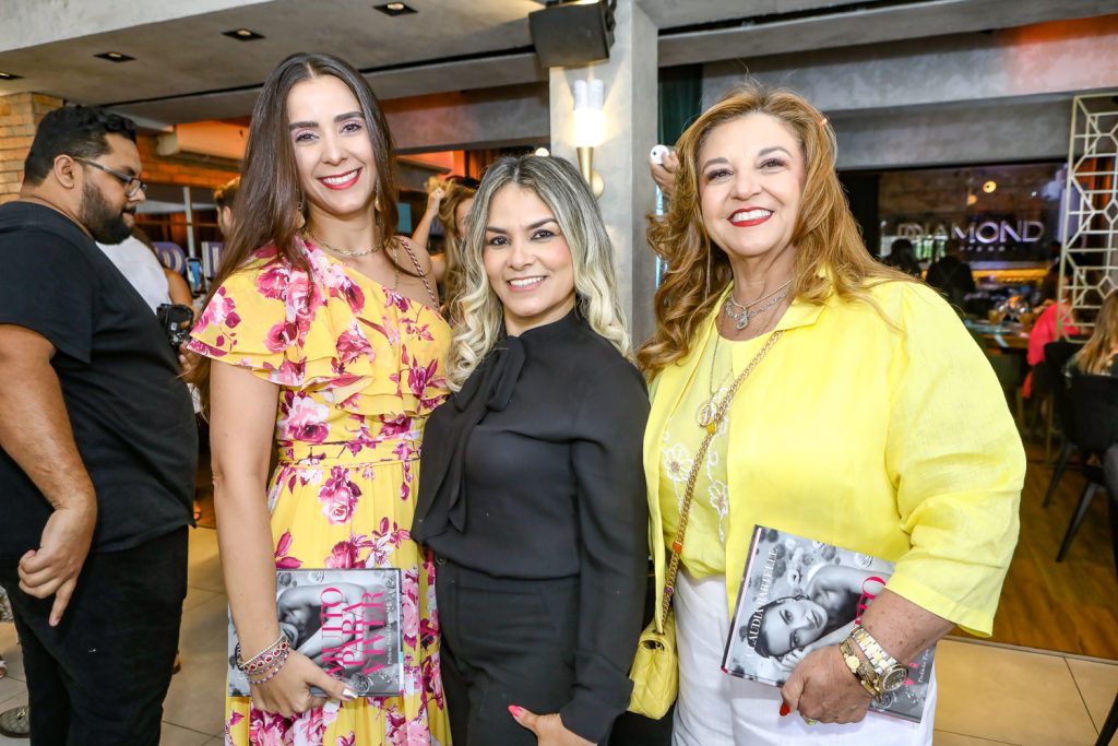 Vivian Barbosa, Margarida Barbosa, Jaqueline Simoes