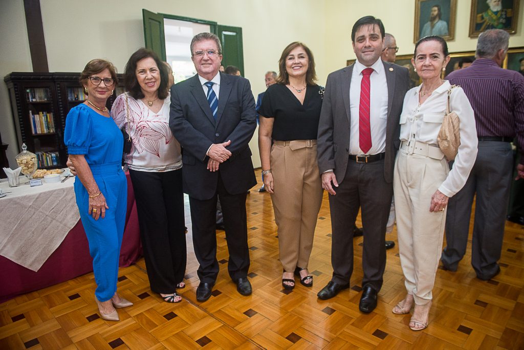 Diana Cavalcante, Mônica Clarque, Sérgio, Rosangela, André E Márcia Cavalcante (3)