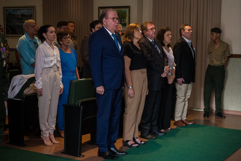 Entrega De Medalhas A Ricardo, Sérgio Cavalcante E Ivens Dias Branco Jr Na 10ª Região Militar (23)