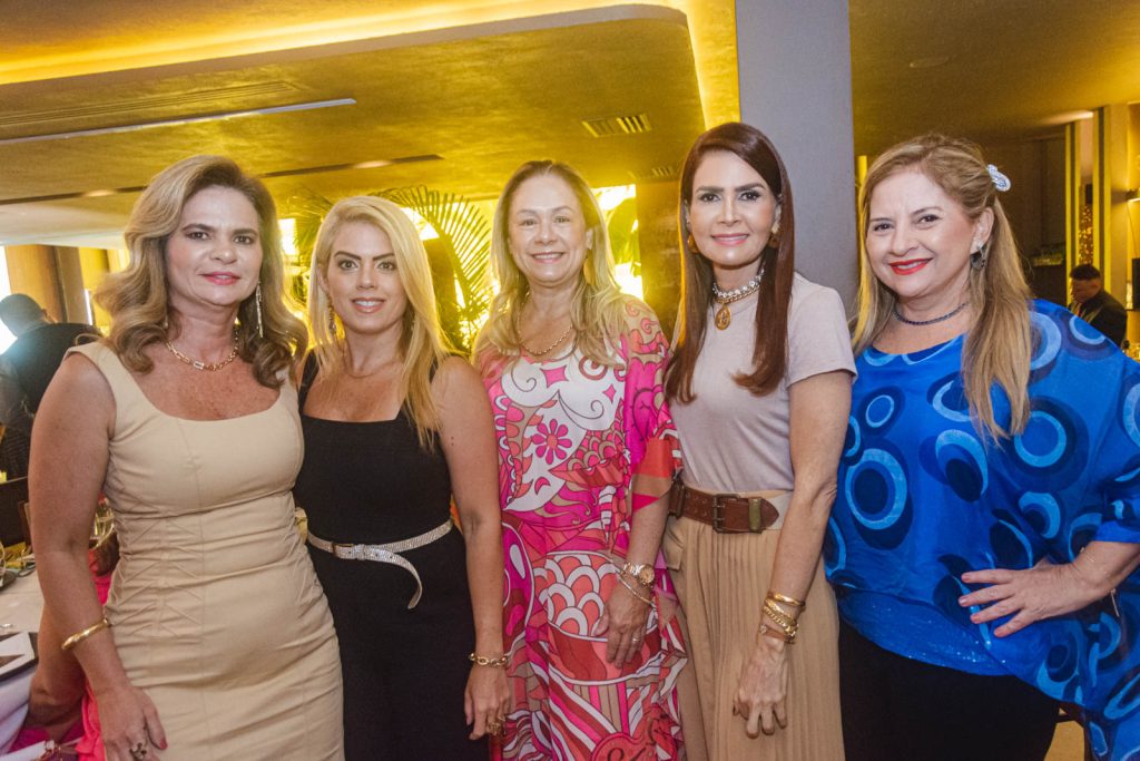 Germana Wanderley, Leticia Studart, Sarah Philomeno, Lorena Pouchain E Beth Pinto