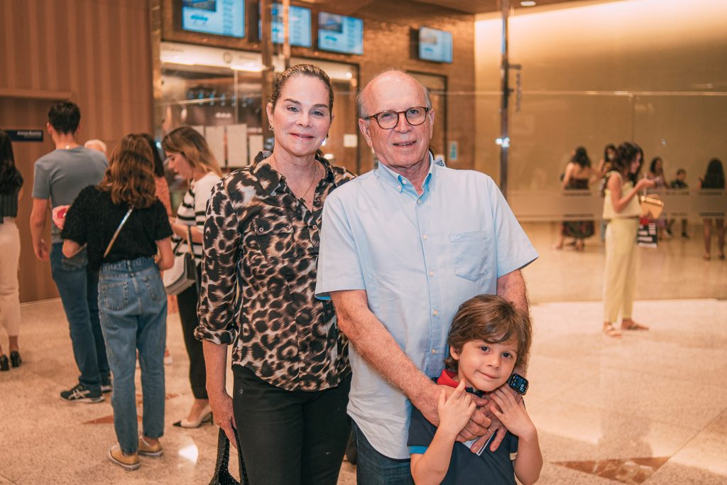 Jaqueline E Paulo Mota