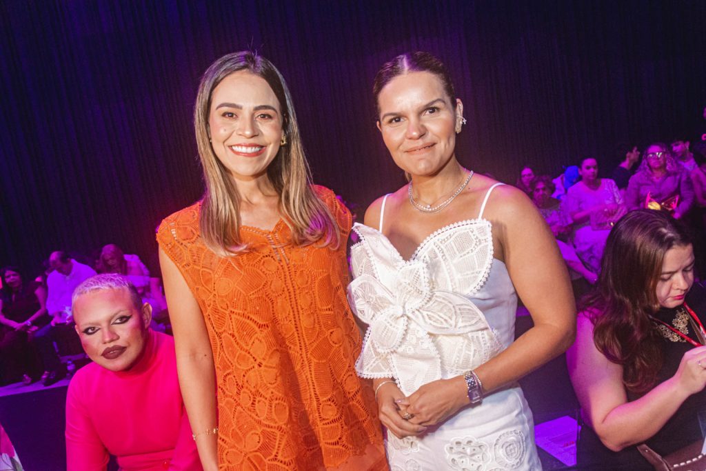 Maria Zuleide E Izabella Fernandes