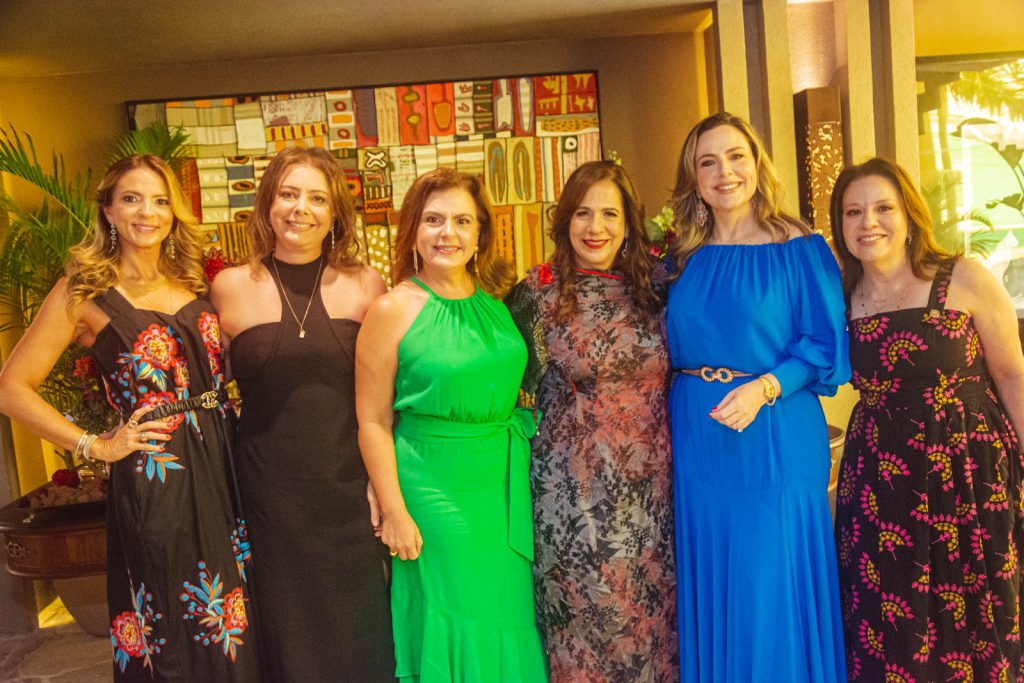 Michelle Aragao, Claudia Gradvohl, Roberta Ary, Martinha Assuncao, Suyane Studart E Ana Zelia Gadelha