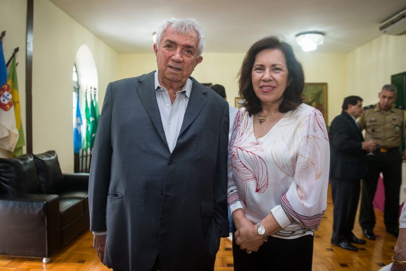 Reconhecimento - Ricardo Cavalcante e Ivens Dias Branco Jr. recebem honraria do Exército Brasileiro