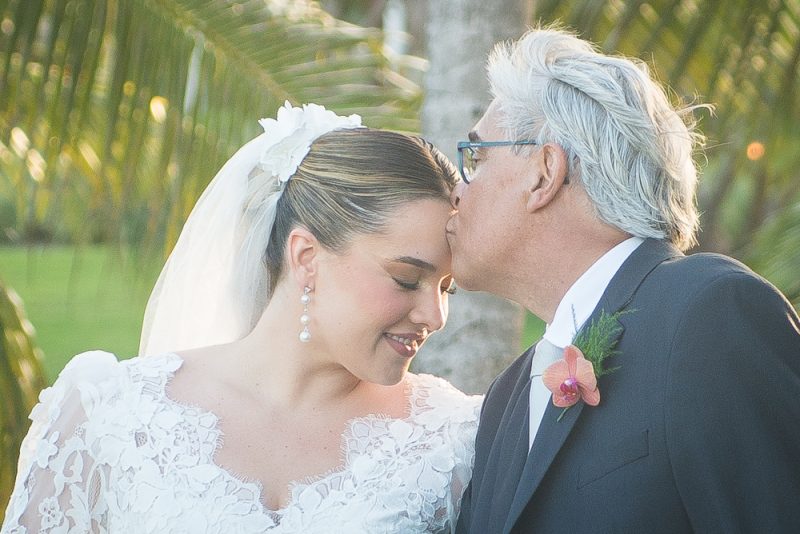 Chuva de Arroz - Digno de conto de fadas! Foi assim o casamento de Ana Paula Freire e Helder Alencar no Aquiraz Riviera