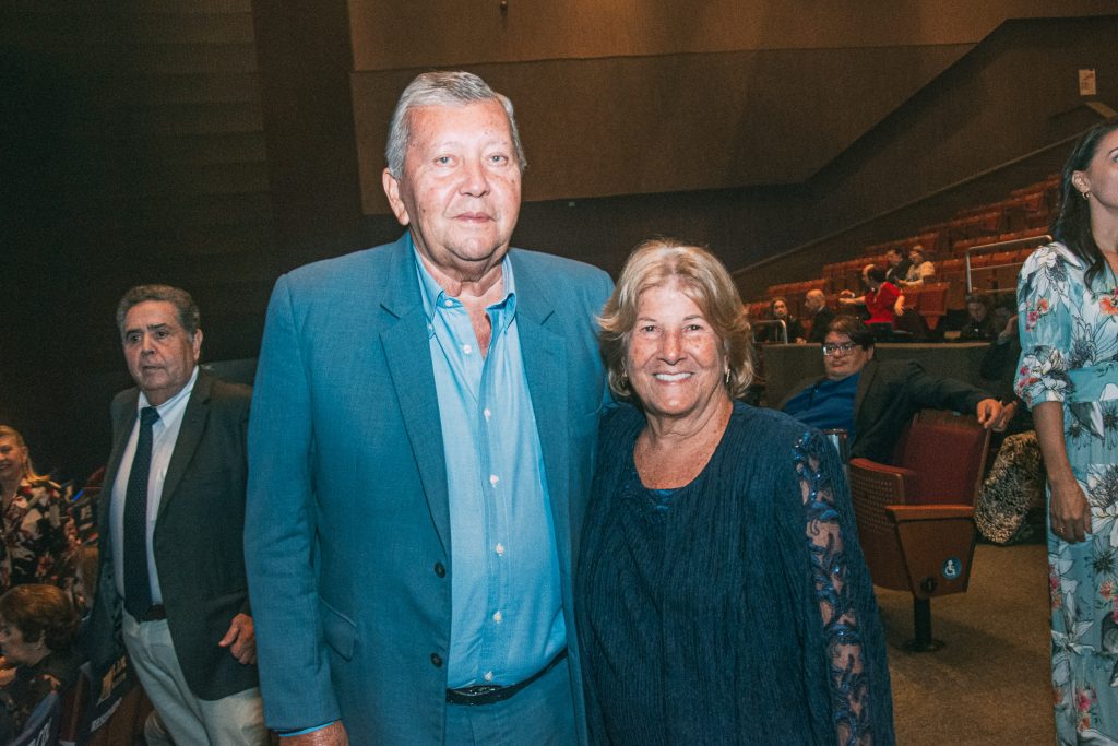 Antonio Nelson Montenegro E Ana Lucia Mota