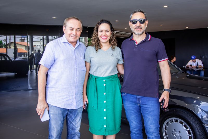 CARROS RETRÔS - Newsedan Fortaleza promove 2º encontro de Clássicos Mercedes-Benz