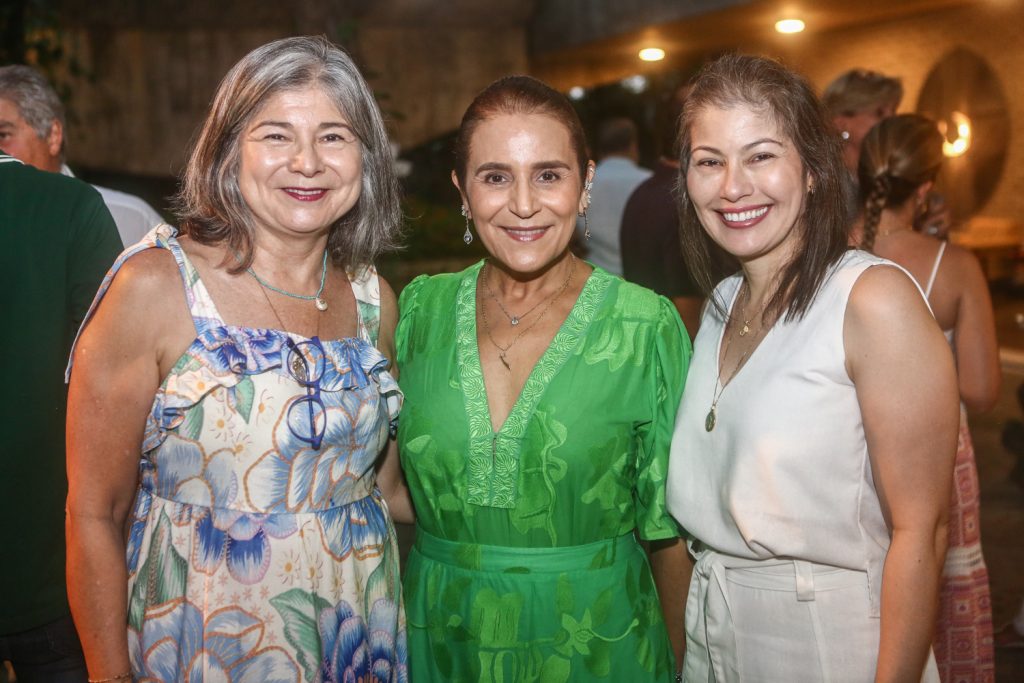 Caroline Aguiar, Patricia Macedo E Diva (2)