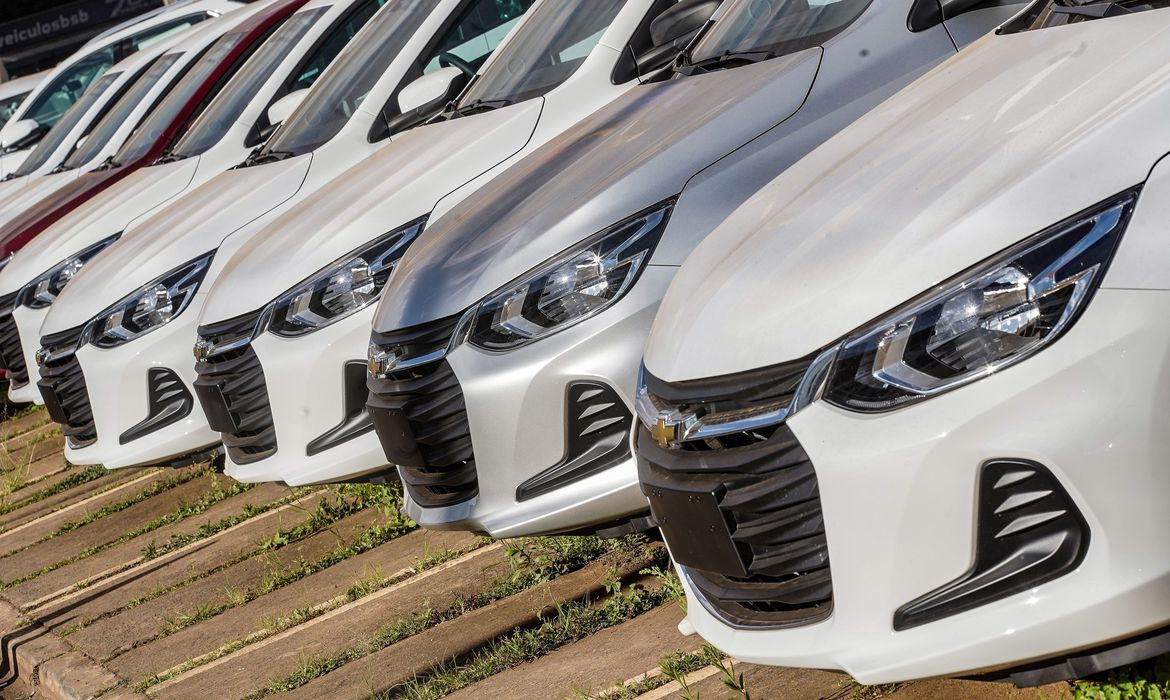 Mais de 15,2 mil veículos foram vendidos no Ceará em maio; alta de 96,4%