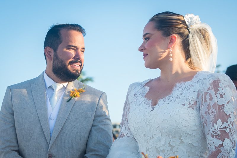 Chuva de Arroz - Digno de conto de fadas! Foi assim o casamento de Ana Paula Freire e Helder Alencar no Aquiraz Riviera