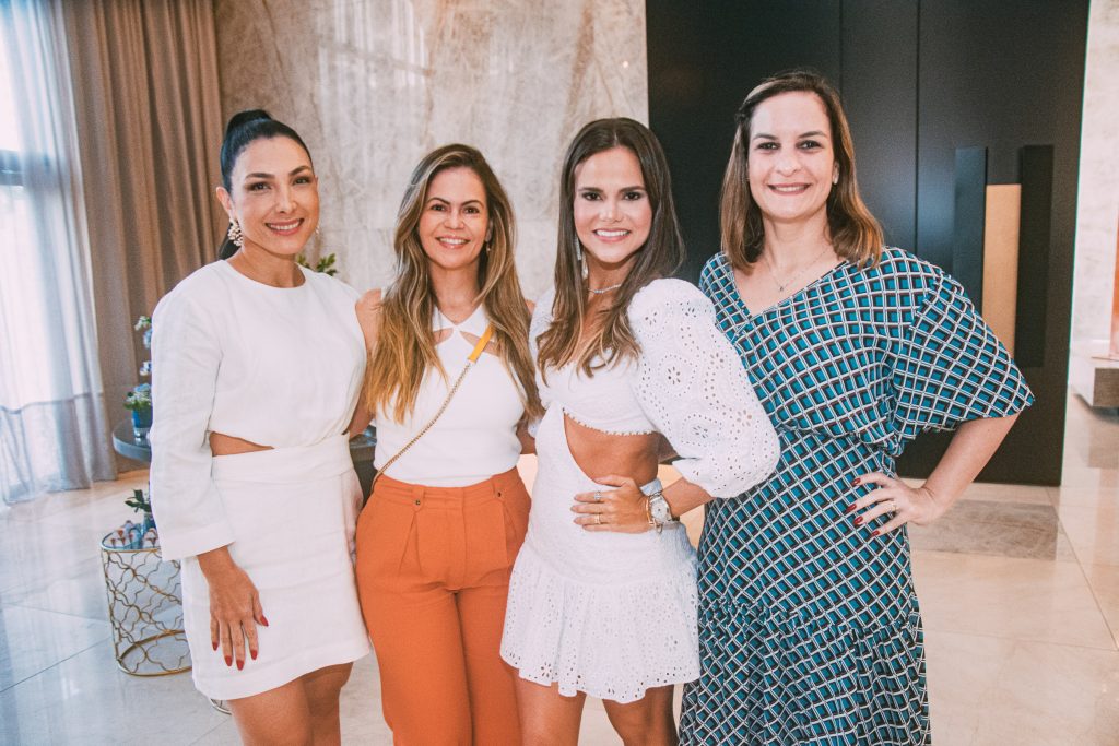 Dani Studart, Riana Aguiar, , Andrea Parahyba Ee Luciana Pordeus