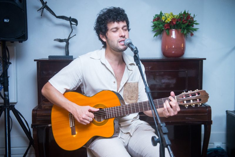 sessão parabéns - Davi Cartaxo celebra a chegada da nova idade com muita música e animação no Matisse Cuisine et Art