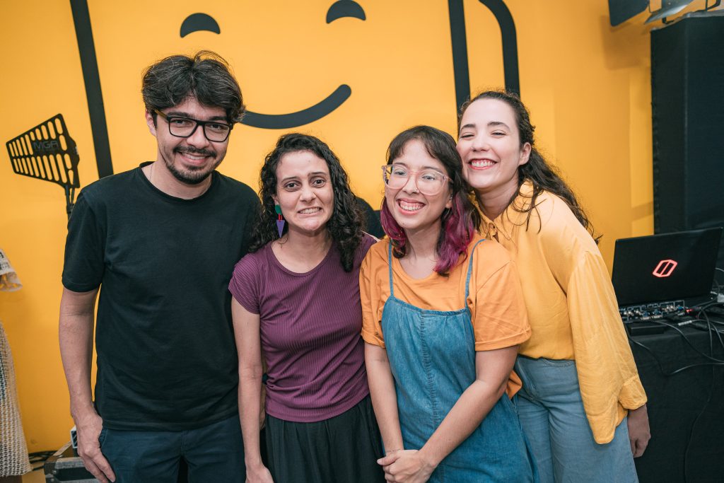 Demogines Cassiano, Rebeka Samyrra, Tahis Teixeira E Joana Maia