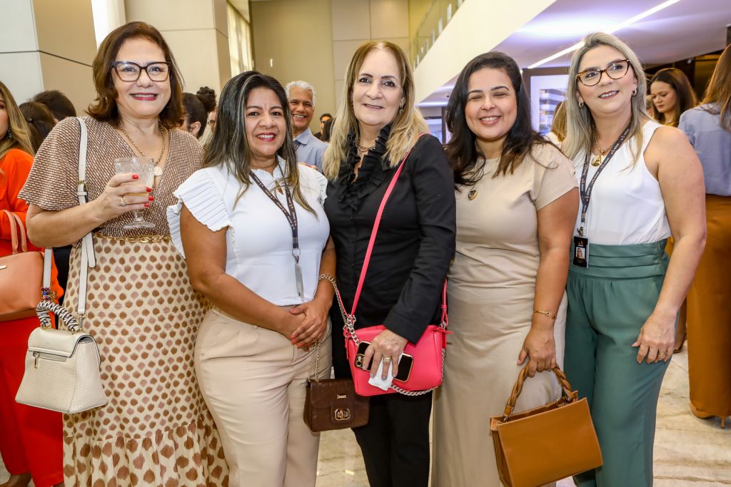 Fabiola Moura, Lucineide Tavares, Claudia Soria, Patricia Pires E Adriana Melo