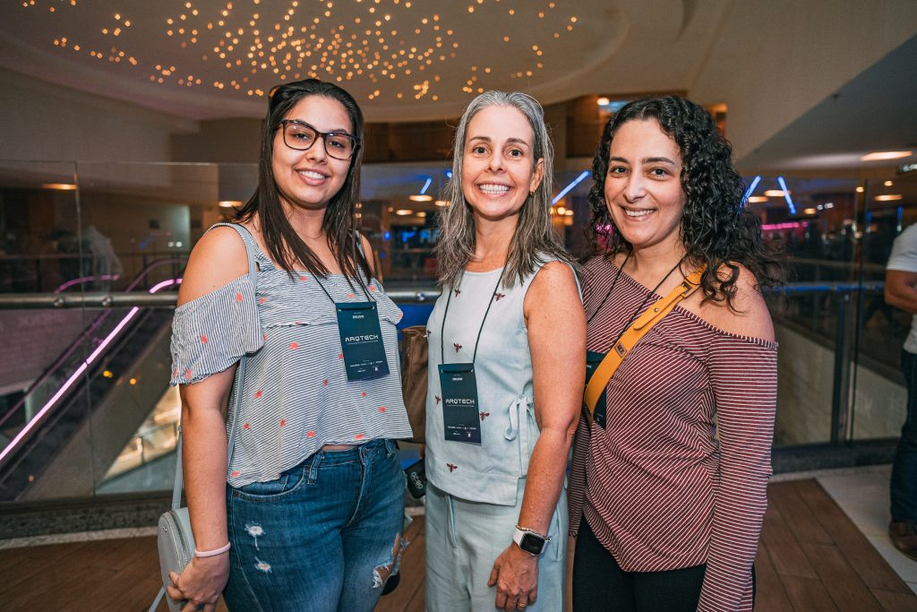 Karine Nobrega, Bia Sales E Mariana Mendes