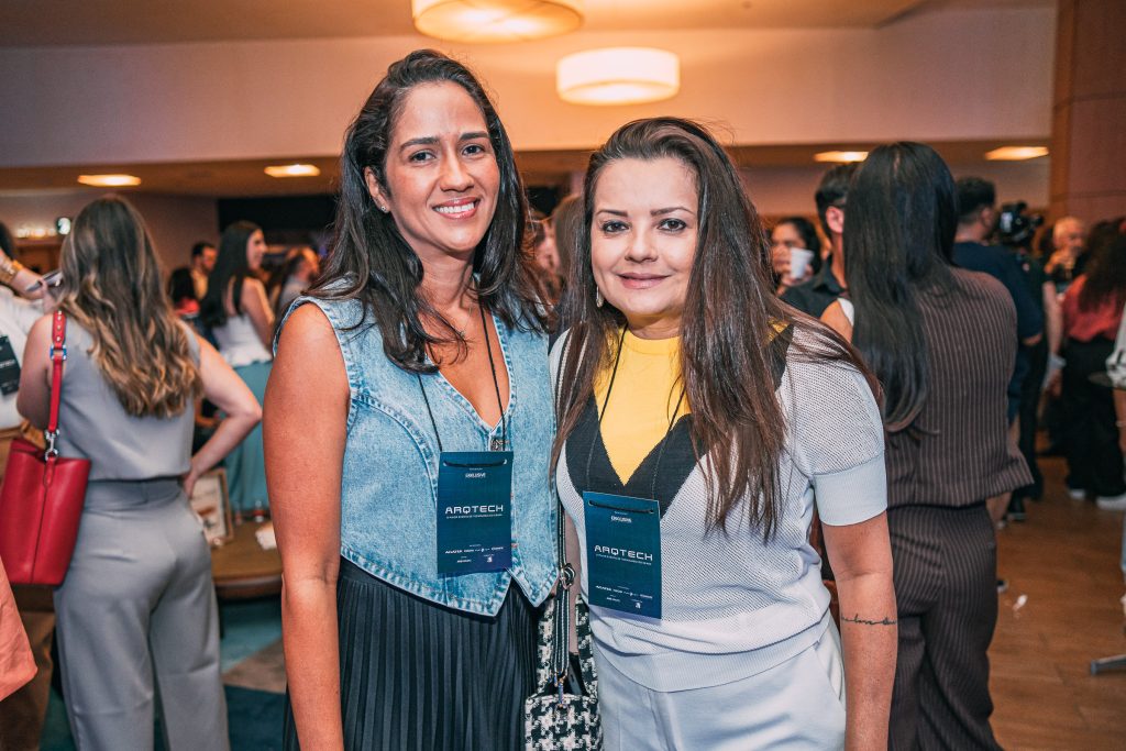 Luciana Brasileiro E Kel Oliveira