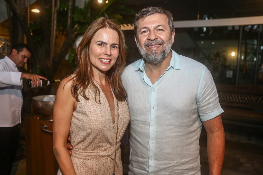 Luciana Sousa E Elcio Batista (1)