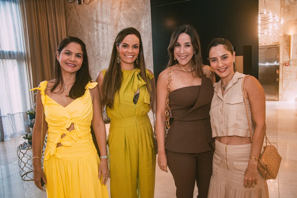 Manoela Ponte, Suyane Belchior, Denise Castelo E Lara Romcy