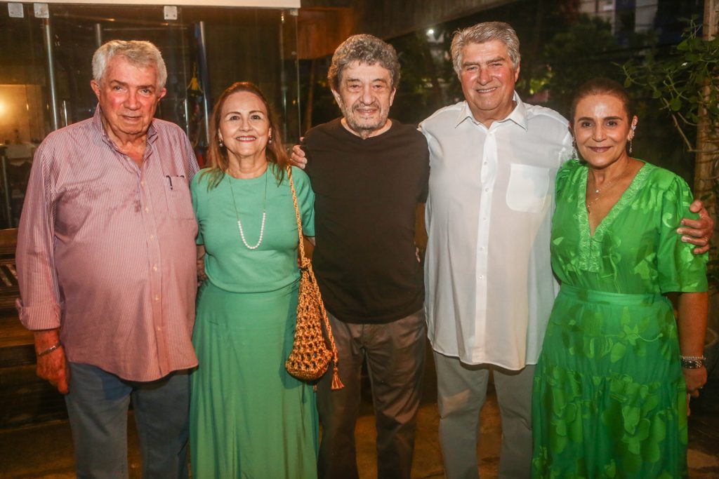 Roberto Macedo, Silvia Parente, Fausto Nilo, Amarilio E Patricia Macedo (2)