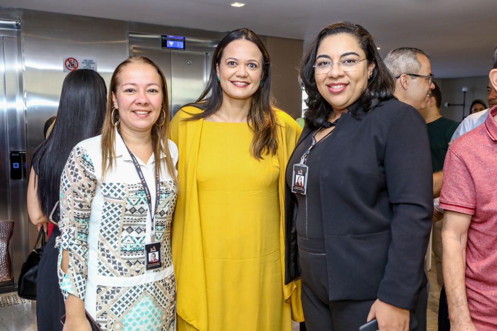 Silvania Vasconcelos, Karol Pontes E Florinda Andrade