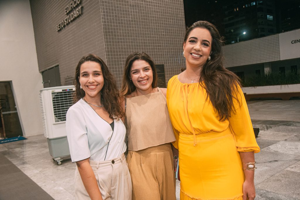 Barbara Albuquerque, Raiza Teles E Raphaela Assuncao