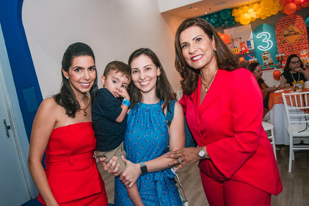 Carla Laprovitera, Jose Alberto, Lara Machado E Marcia Teixeira