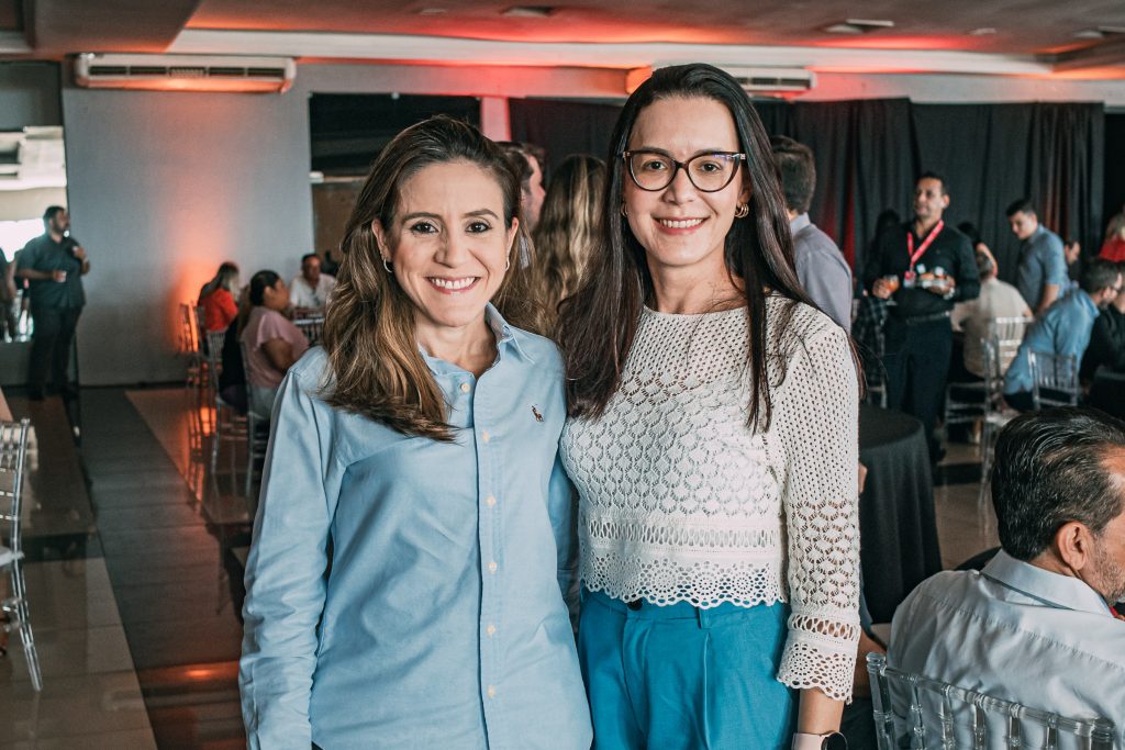 Ivna Moraes E Adriane Bezerra