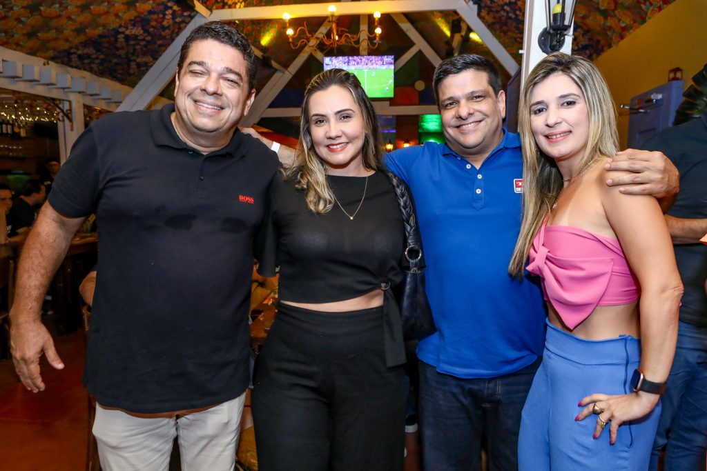 Juarez E Rafaela Soares, Duda Soares E Roberta Chermon