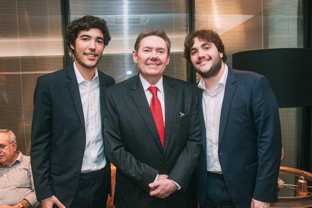 Luca, Ivens E Luciano Dias Branco