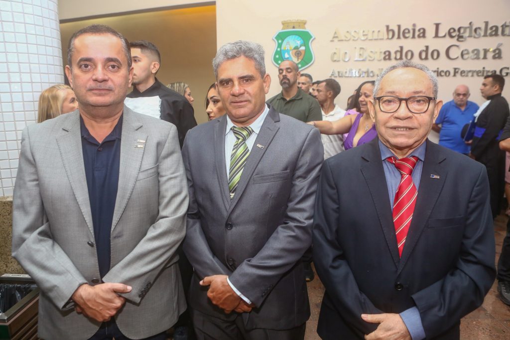 Paulo Magalhães, Elenilton Sousa E Antonio Alves Pereira