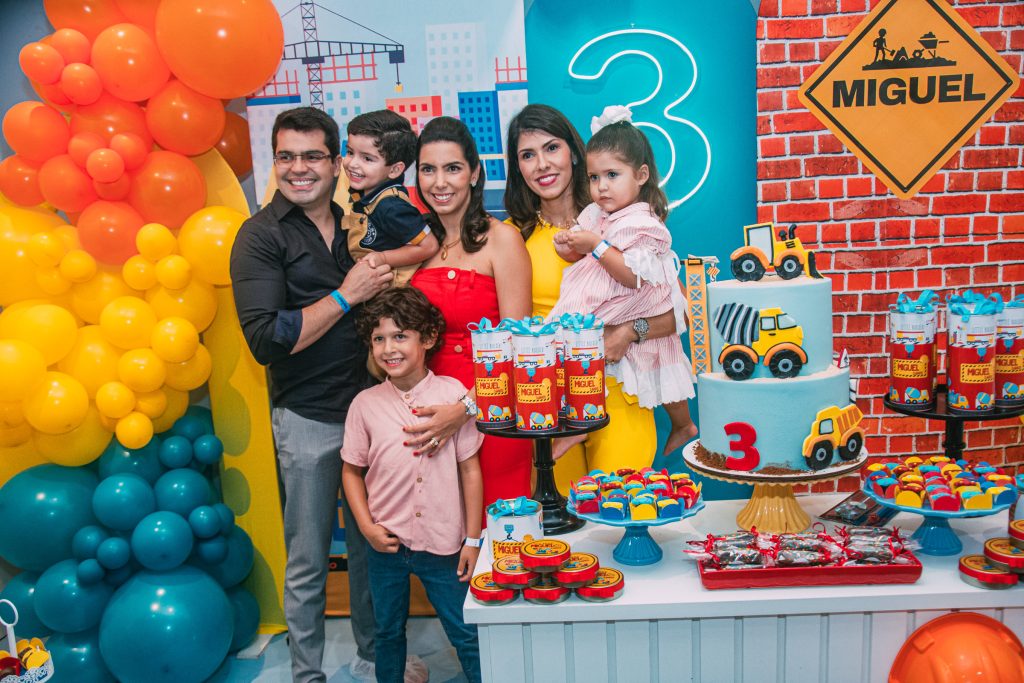 Pedro Garcia, Miguel Laprovitera Garcia, Henrique Simoes, Carla Laprovitera, Flavia Laprovitera E Alice Simoes