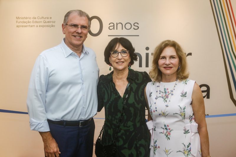 Afinidades Eletivas - Presidente da Fundação Edson Queiroz, Lenise Queiroz Rocha, abre a 22ª edição da Unifor Plástica