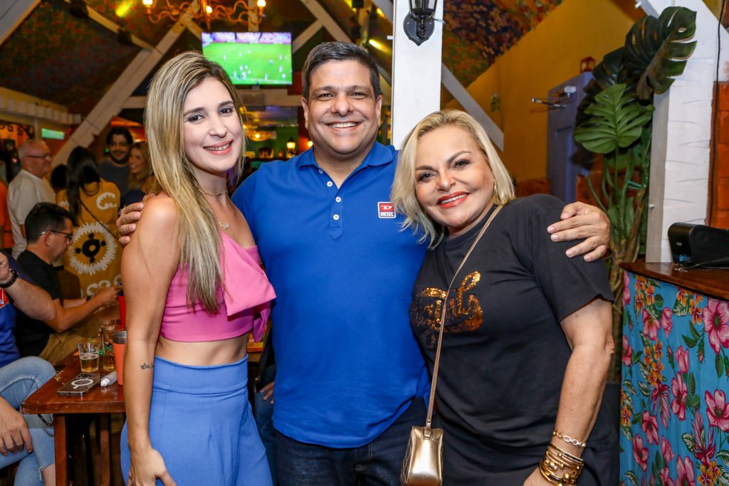 Roberta Chemon, Duda Soares E Tea Moreira