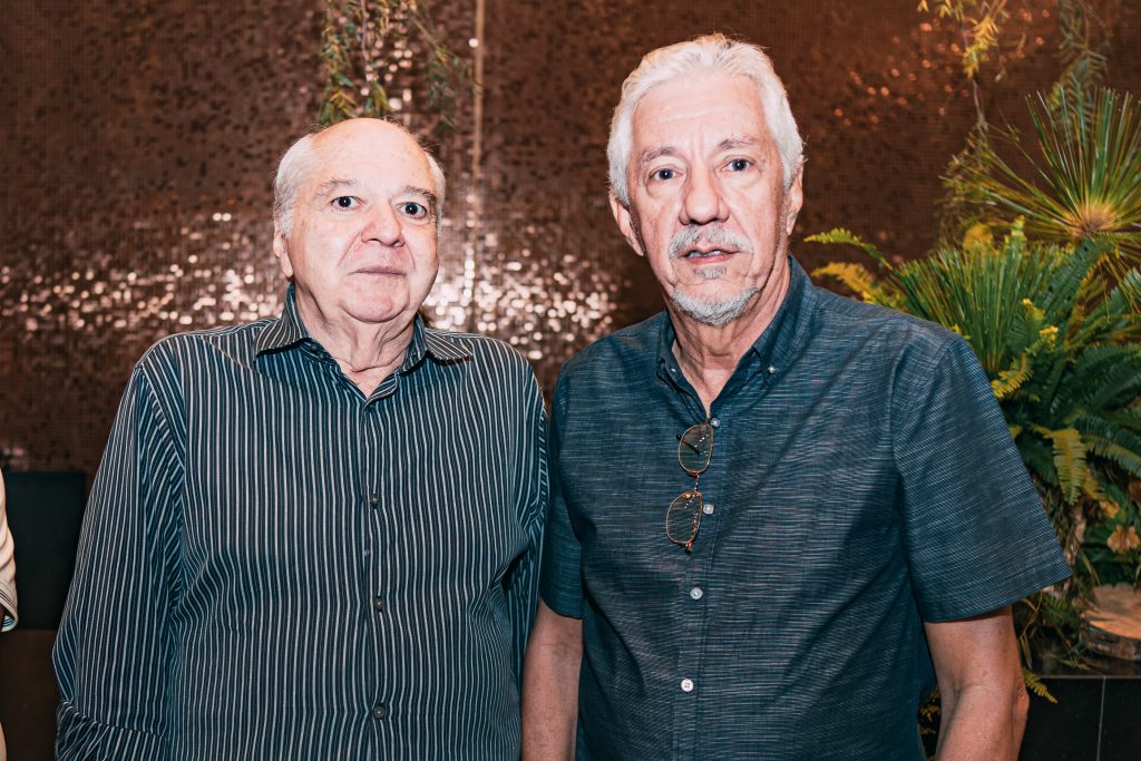 Roberto Costa E Cesar Catribb