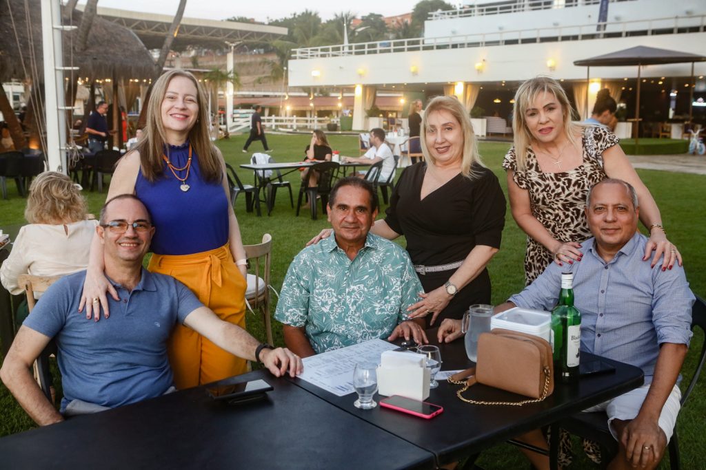 Claudio, Roseane Melo, Pedro, Nadja Carvalho, Nauricelia E Kerginaldo Martins