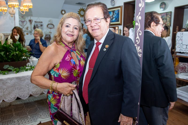 Parceria de sucesso - Baú da Vovó Espaço Vintage chega para aquecer corações