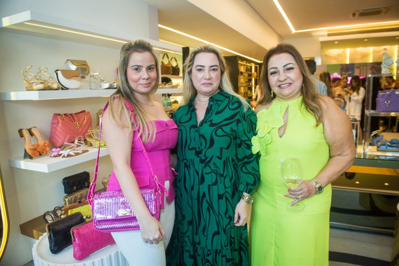 We are all Icons - Rafaela Furlanetto marca presença em evento exclusivo de lançamento da nova coleção da Vicenza na Meia Sola