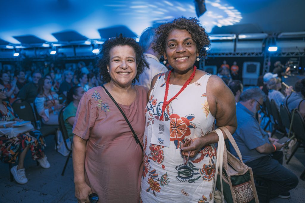 Ana Fontes E Zelma Madeira