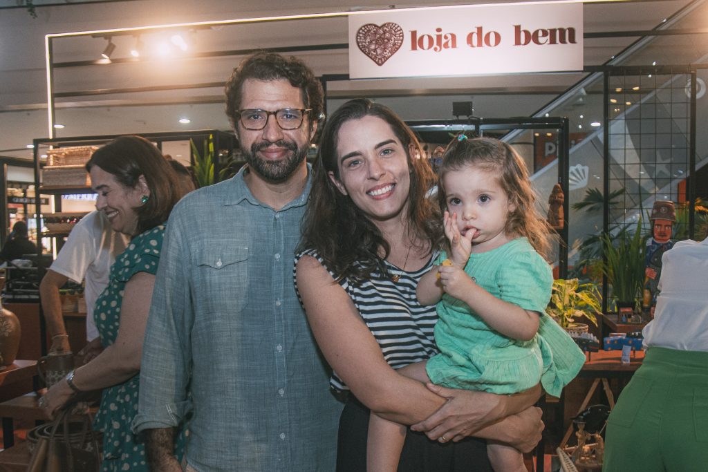 Claudio Sena, Mariana Fontenele E Alice Fontenele