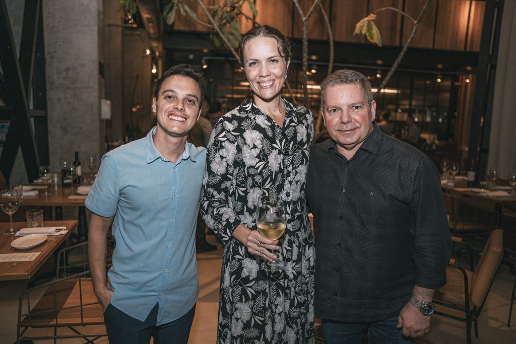 Davi Espindola, Cintia Sampaio E Jorge Ribeiro